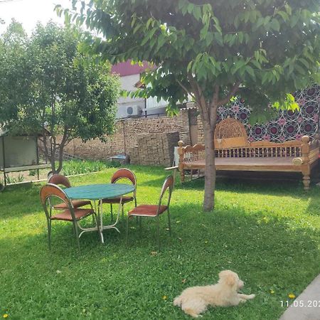 Tasmin Mexr Hostel Samarkand Exteriör bild